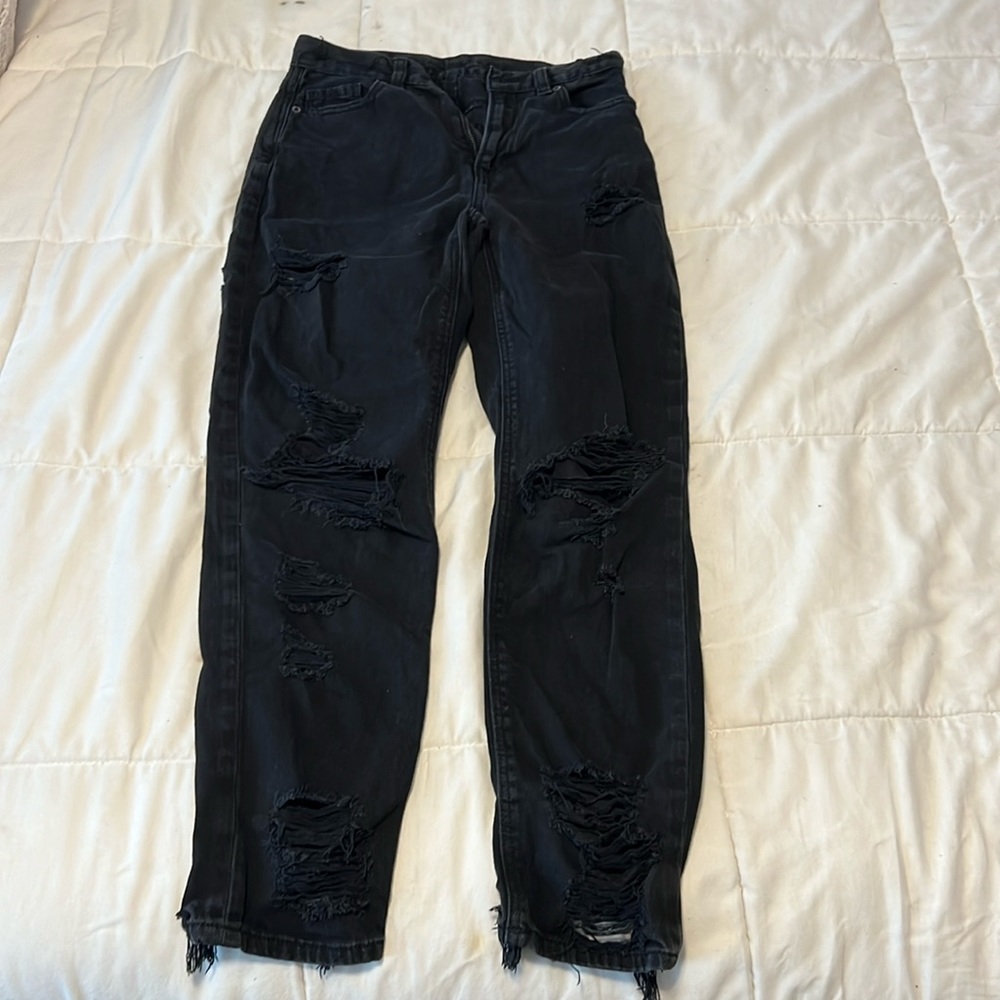 American Eagle ripped jeans like new
